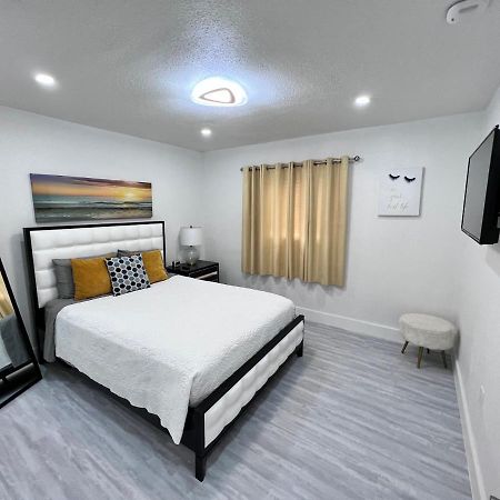 Stylish 2 Bedrooms Apartment By Miami International Airport エクステリア 写真