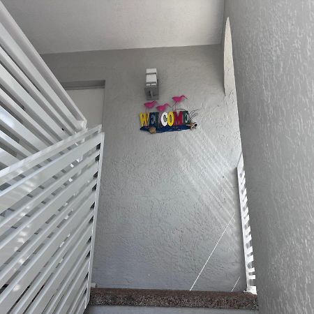 Stylish 2 Bedrooms Apartment By Miami International Airport エクステリア 写真