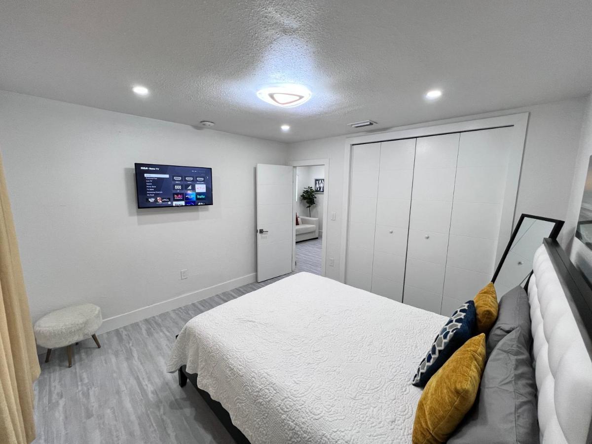 Stylish 2 Bedrooms Apartment By Miami International Airport エクステリア 写真