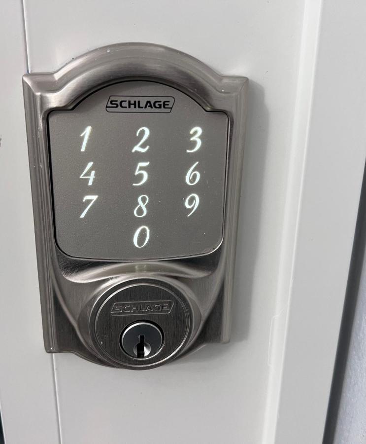 Stylish 2 Bedrooms Apartment By Miami International Airport エクステリア 写真